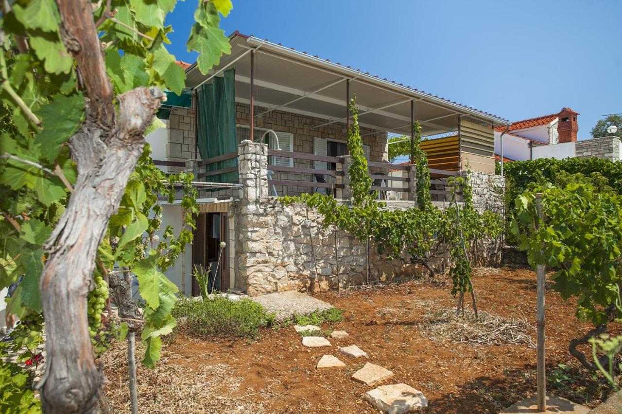 Holiday Home Neda Vela Luka Dış mekan fotoğraf
